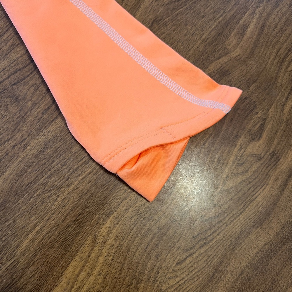 Under Armour Womens UA Train CW Crew Long Sleeve Shirt Orange 1373970 Small NWT - Picture 10 of 14